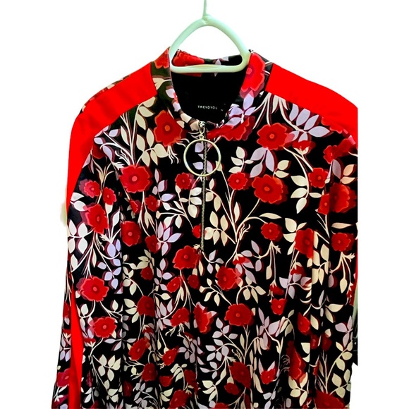 Dress with ring zipper - Picture 3 of 5